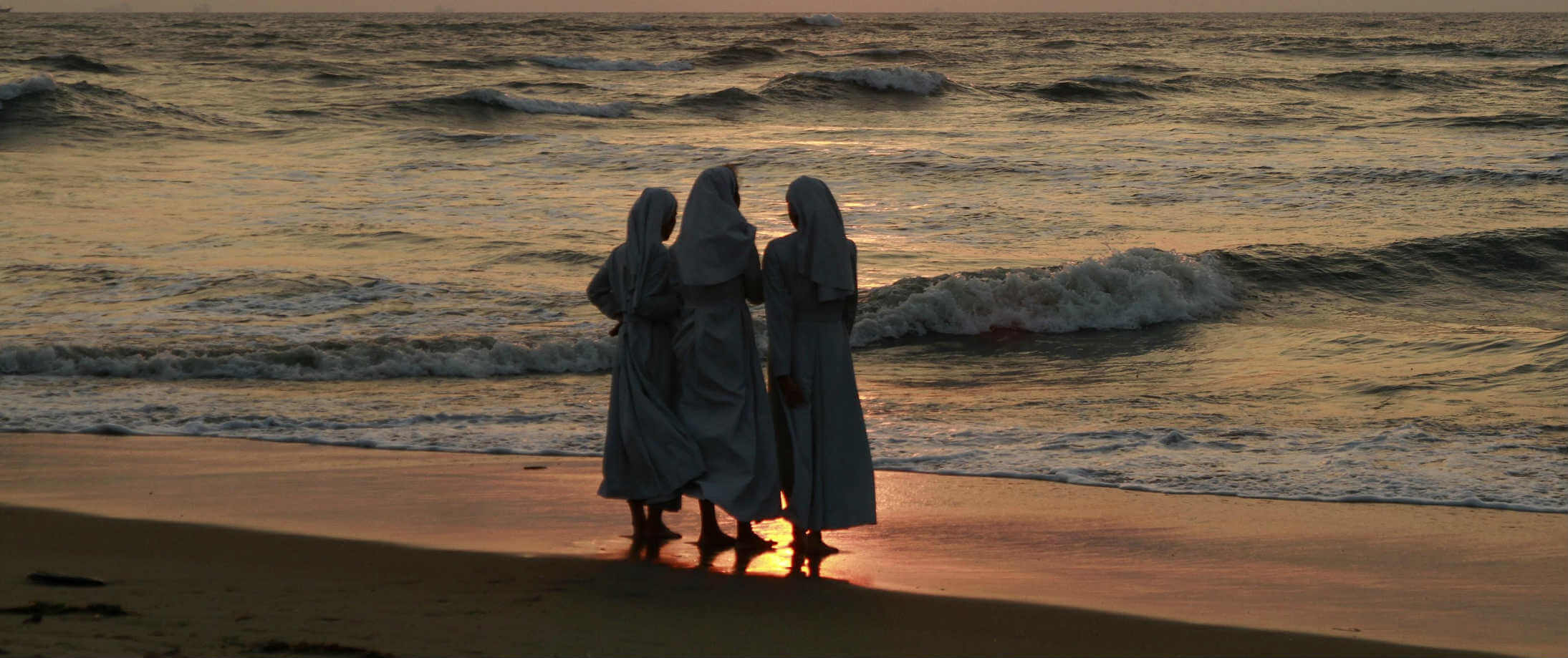 Nuns' spirit of service can lead to abuses, Vatican magazine says ...