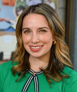 Megan Raines headshot